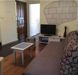 1 Bedroom Apartment in Trogir Old Town, Sleeps 2-4